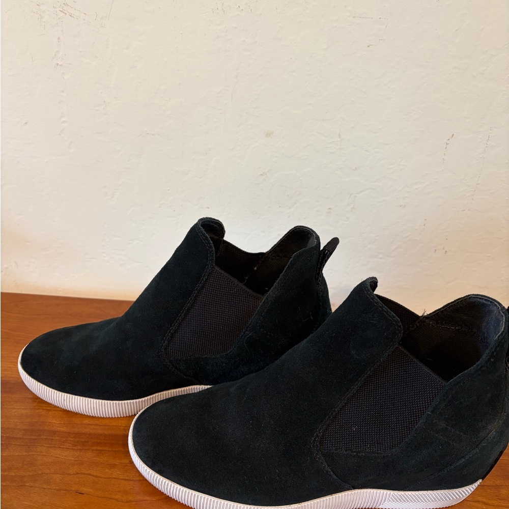 Sorel Black and White Rubber Shoes